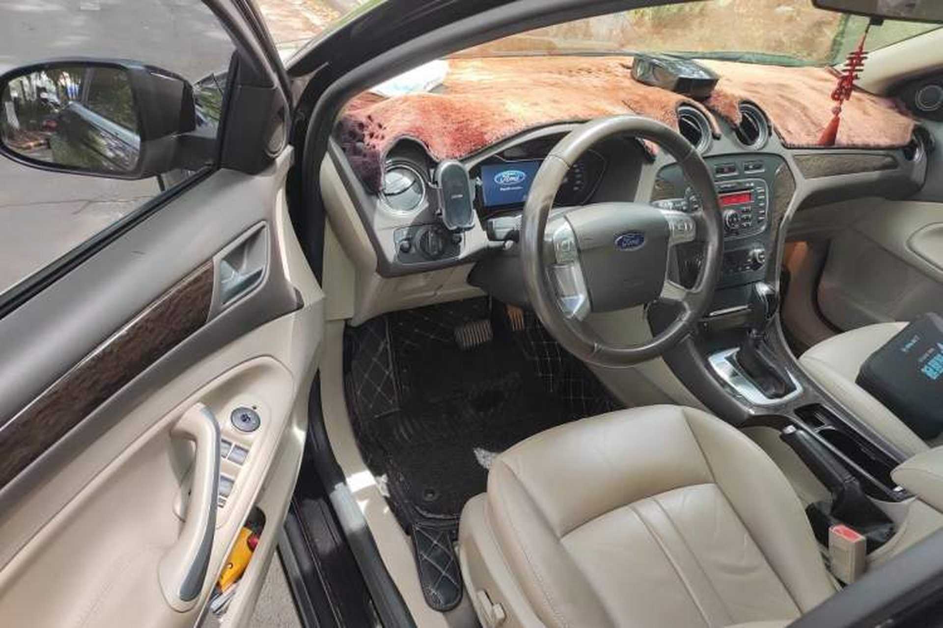 Used Ford Mondeo 2011 2.0L GTDi 200 Fashion Edition Driver Seat