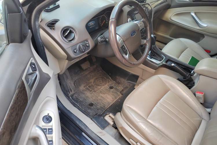 Used Ford Mondeo 2011 2.0L GTDi 200 Luxury Edition Driver Seat