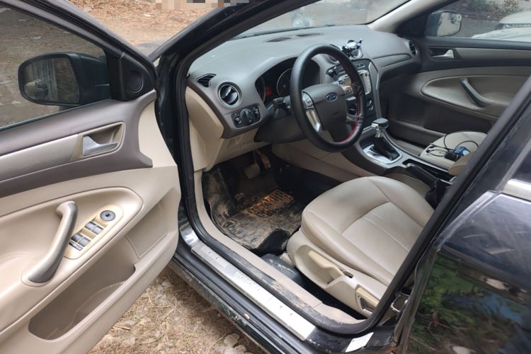 Used Ford Mondeo 2011 2.3L Fashion Edition Driver Seat
