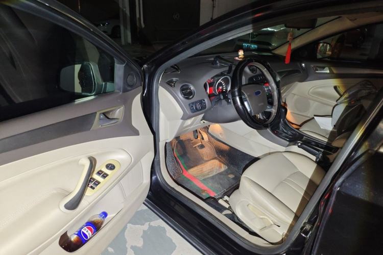 Used Ford Mondeo 2011 2.3L Fashion Edition Driver Seat