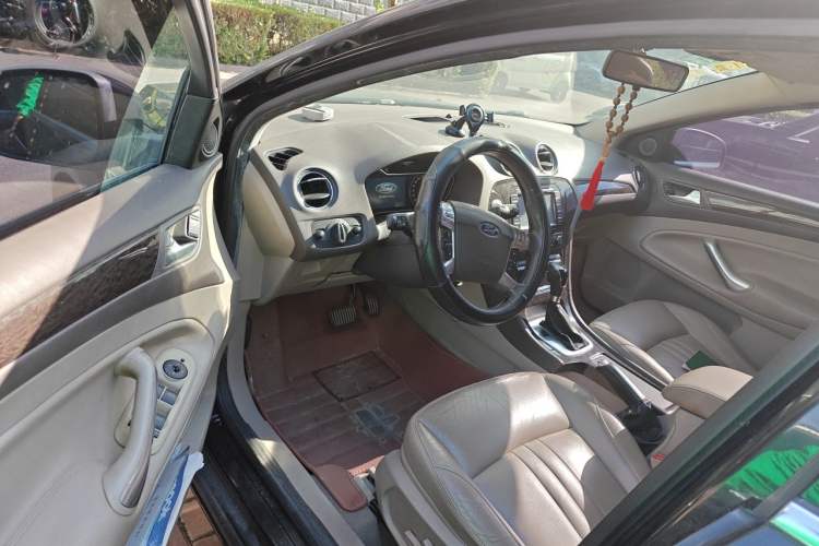 Used Ford Mondeo 2011 2.3L Luxury Model Driver Seat