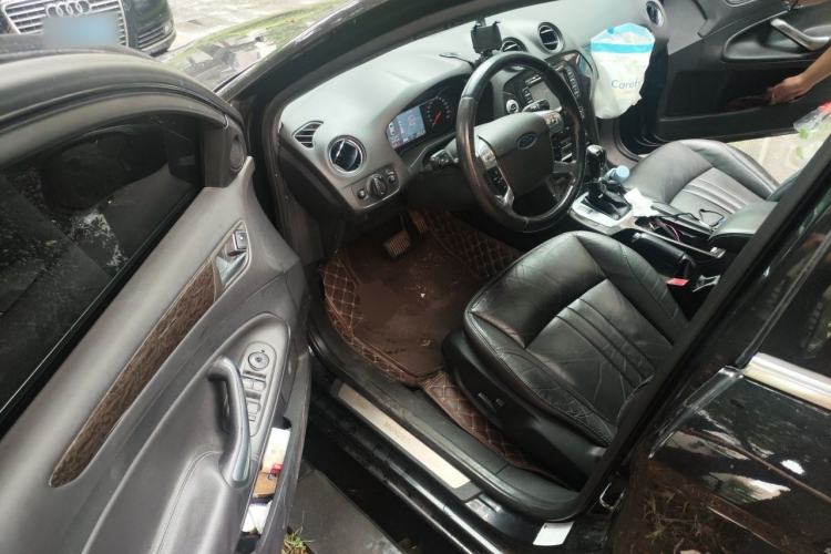 Used Ford Mondeo 2011 2.0L GTDi 200 Fashion Edition Driver Seat