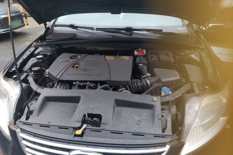Used Ford Mondeo  Engine Bay