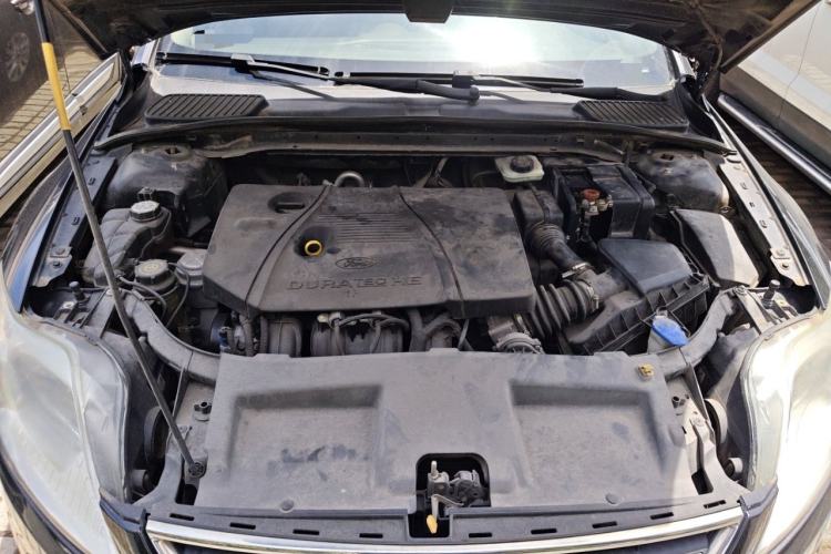 Used Ford Mondeo 2011 2.3L Fashion Edition Engine Bay