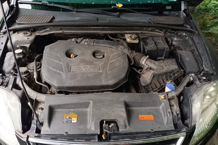 Used Ford Mondeo 2011 2.0L GTDi 200 Fashion Edition Engine Bay