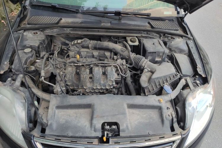 Used Ford Mondeo 2011 2.0L GTDi 200 Fashion Edition Engine Bay