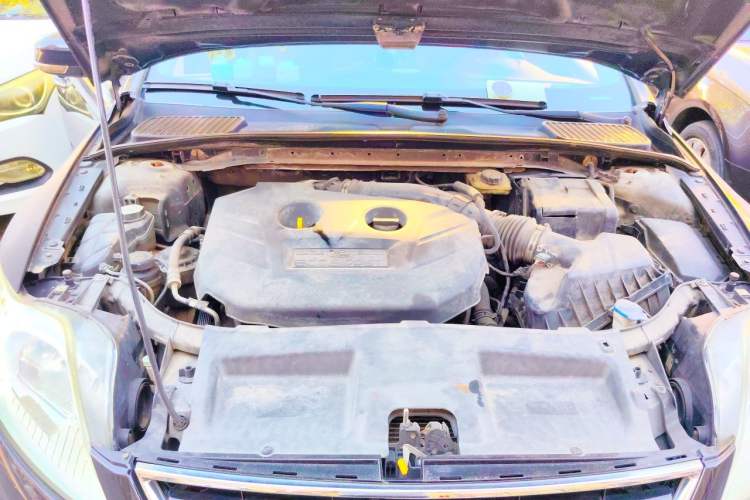 Used Ford Mondeo 2011 2.0L GTDi 200 Fashion Edition Engine Bay