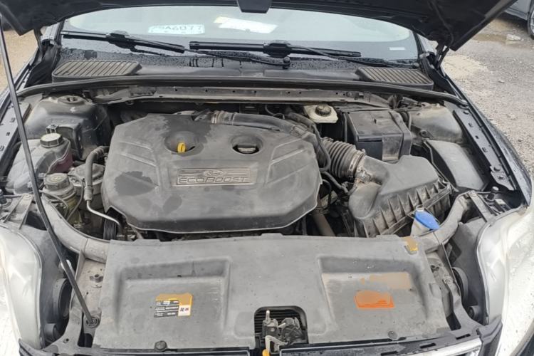 Used Ford Mondeo 2011 2.0L GTDi 200 Fashion Edition Engine Bay