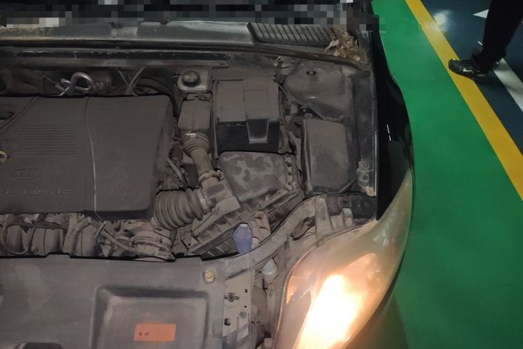 Used Ford Mondeo 2011 2.3L Fashion Edition Engine Bay Left