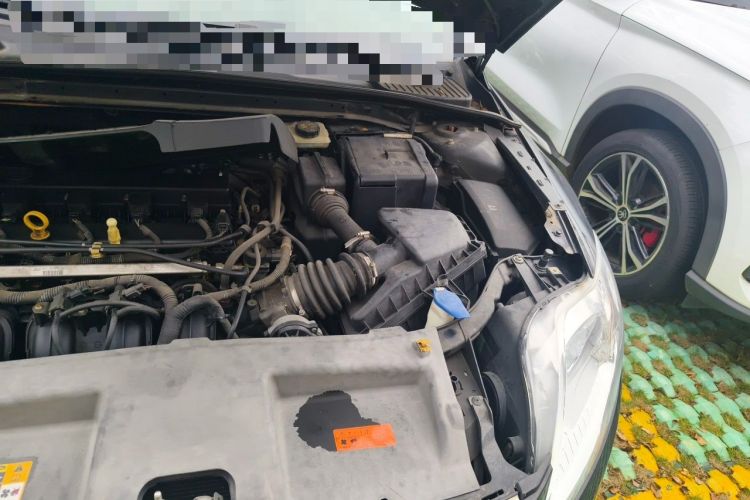 Used Ford Mondeo 2011 2.3L Fashion Edition Engine Bay Left