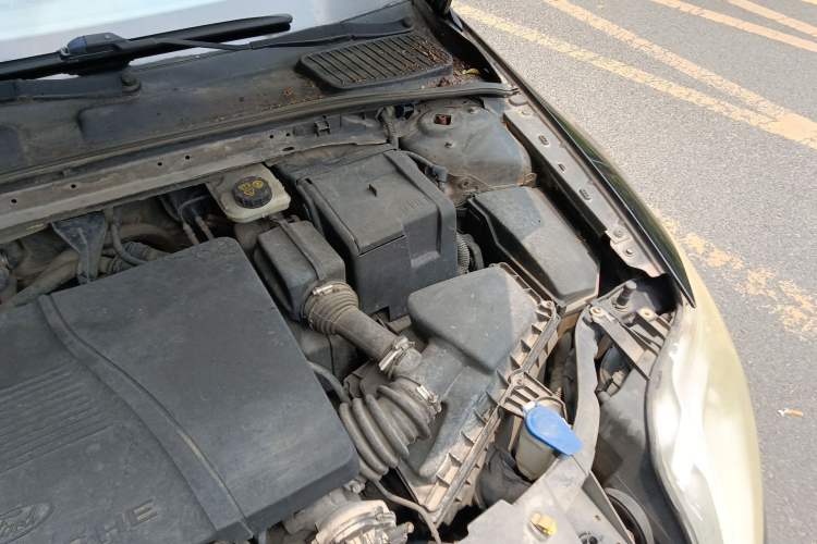 Used Ford Mondeo 2011 2.3L Fashion Edition Engine Bay Left