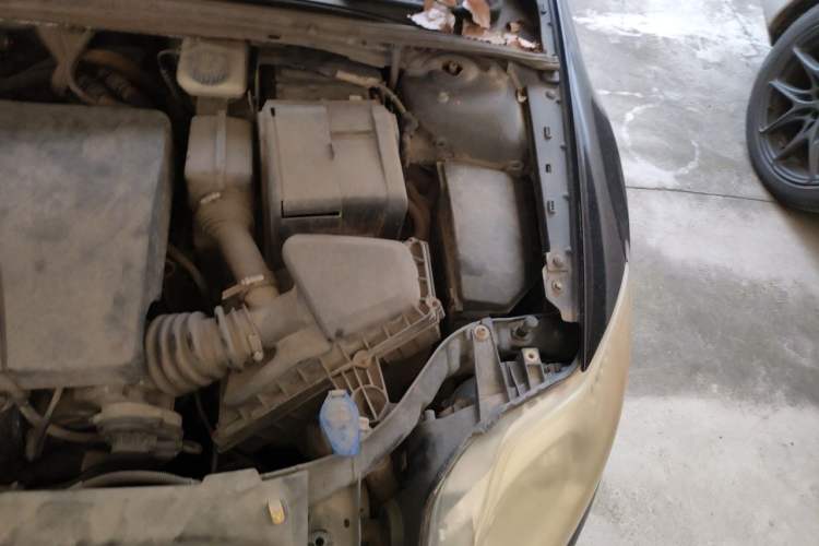 Used Ford Mondeo 2011 2.3L Fashion Edition Engine Bay Left