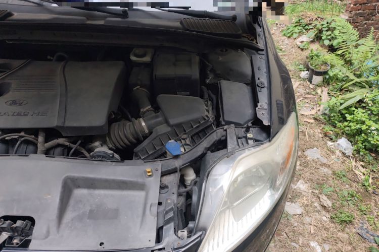 Used Ford Mondeo 2011 2.3L Fashion Edition Engine Bay Left