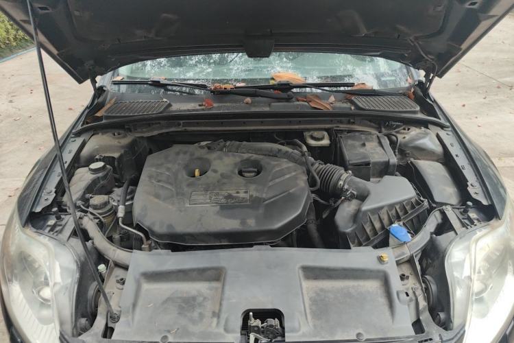 Used Ford Mondeo 2011 2.0L GTDi 200 Luxury Edition Engine Bay