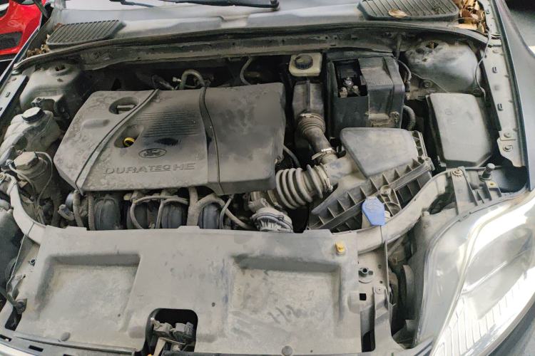 Used Ford Mondeo 2011 2.3L Luxury Model Engine Bay