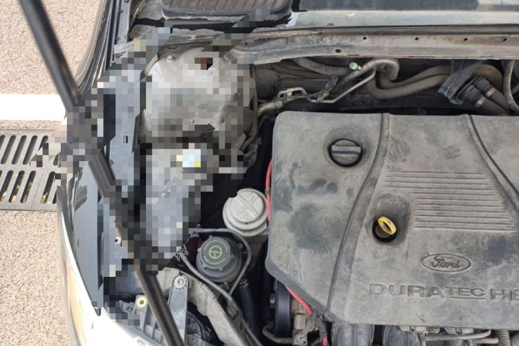 Used Ford Mondeo 2011 2.3L Fashion Edition Engine Bay Right