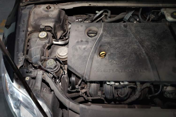 Used Ford Mondeo 2011 2.3L Fashion Edition Engine Bay Right