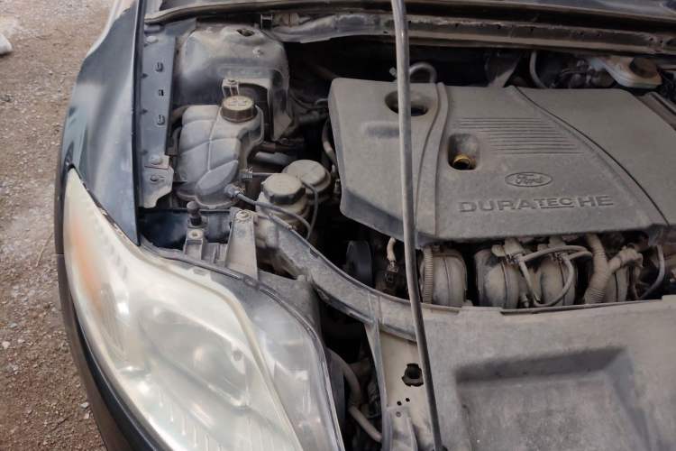Used Ford Mondeo 2011 2.3L Fashion Edition Engine Bay Right