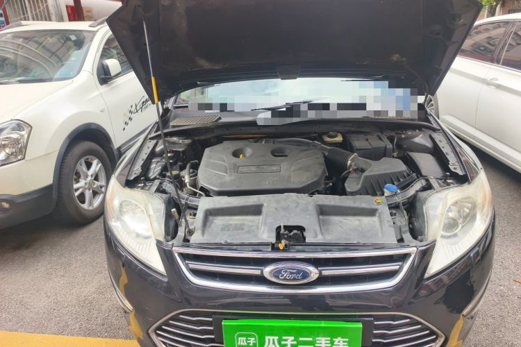 Used Ford Mondeo 2011 2.0L GTDi240 Ultimate Edition Engine Bay Right