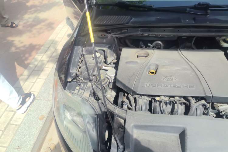 Used Ford Mondeo 2011 2.3L Fashion Edition Engine Bay Right