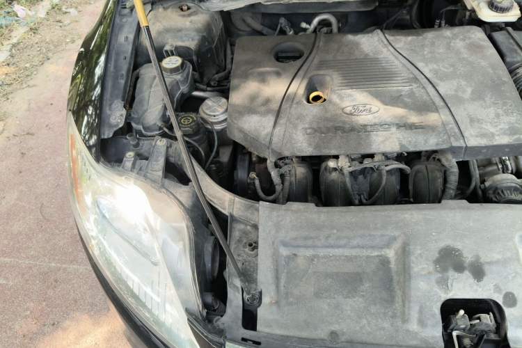 Used Ford Mondeo 2011 2.3L Fashion Edition Engine Bay Right