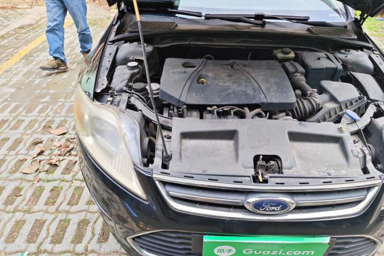 Used Ford Mondeo 2011 2.3L Fashion Edition Engine Bay Right