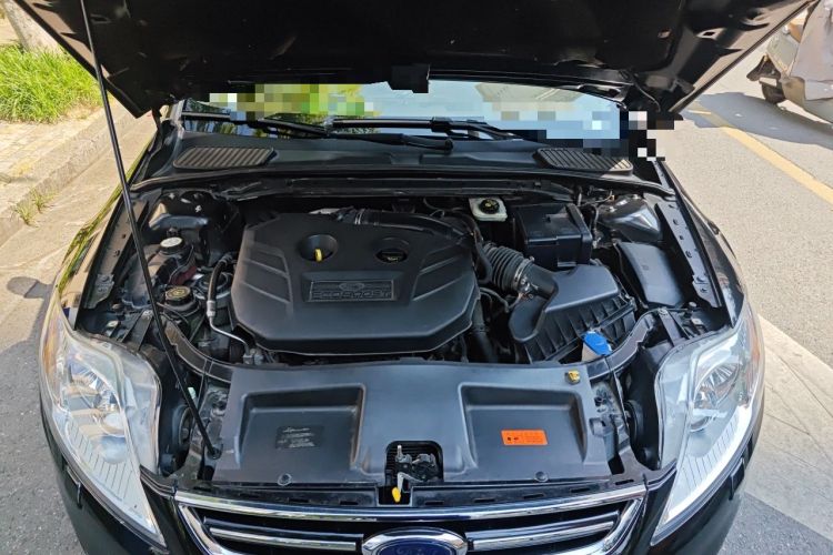 Used Ford Mondeo 2011 2.0L GTDi 200 Luxury Edition Engine Bay