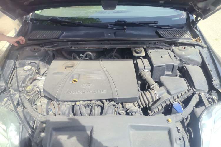 Used Ford Mondeo 2011 2.3L Fashion Edition Engine Bay