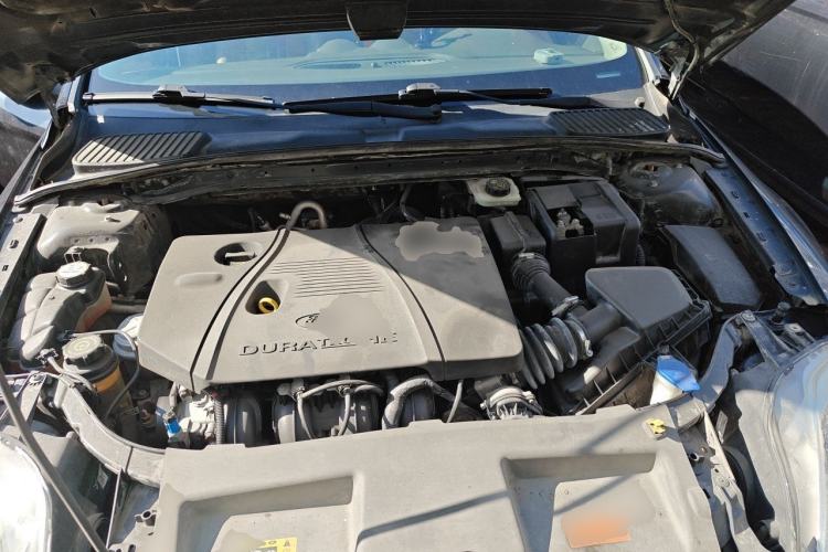 Used Ford Mondeo 2011 2.3L Luxury Model Engine Bay