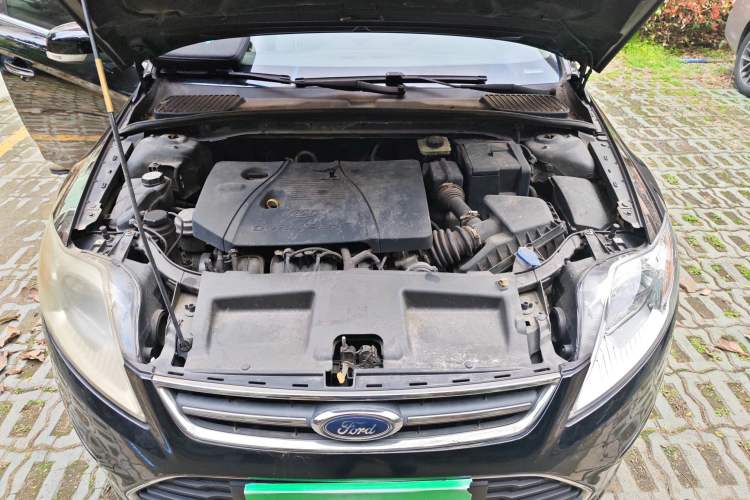 Used Ford Mondeo 2011 2.3L Fashion Edition Engine Bay