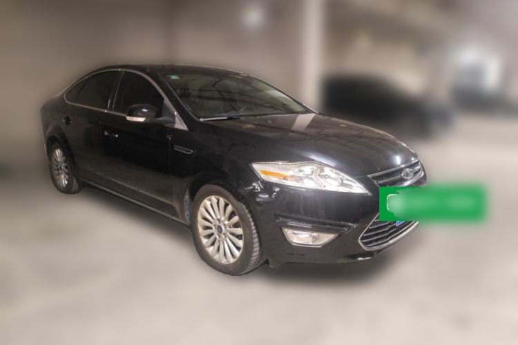 Used Ford Mondeo 2011 2.0L GTDi 200 Fashion Edition Front Right 45 Deg