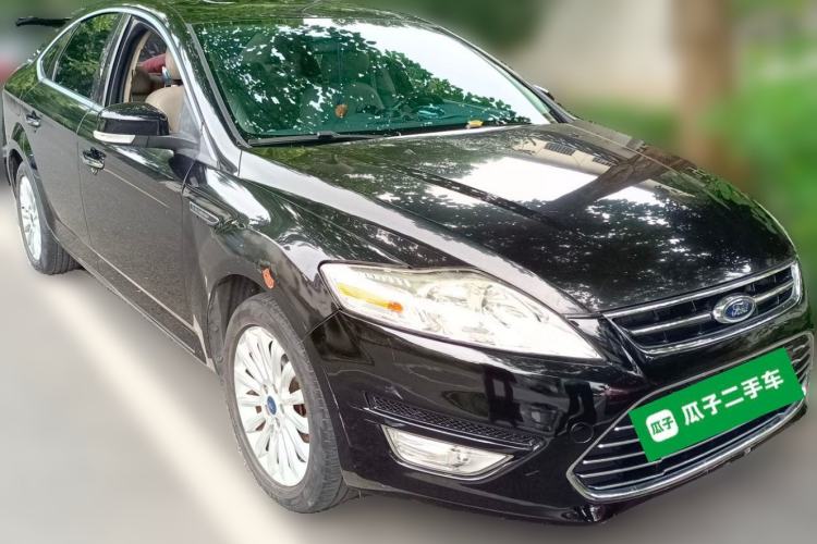Used Ford Mondeo 2011 2.0L GTDi 200 Fashion Edition Front Right 45 Deg
