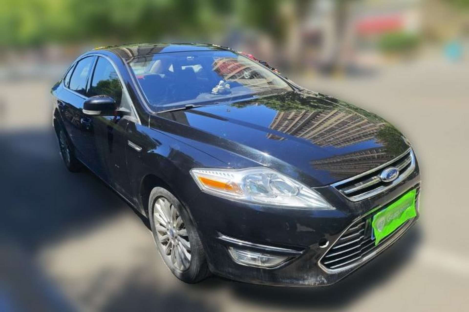 Used Ford Mondeo 2011 2.3L Luxury Model Front Right 45 Deg