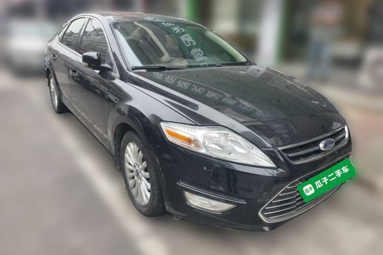 Used Ford Mondeo 2011 2.0L GTDi 200 Fashion Edition Front Right 45 Deg