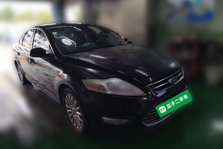 Used Ford Mondeo 2011 2.0L GTDi 200 Fashion Edition Front Right 45 Deg