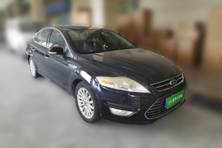 Used Ford Mondeo 2011 2.0L GTDi 200 Luxury Edition Front Right 45 Deg