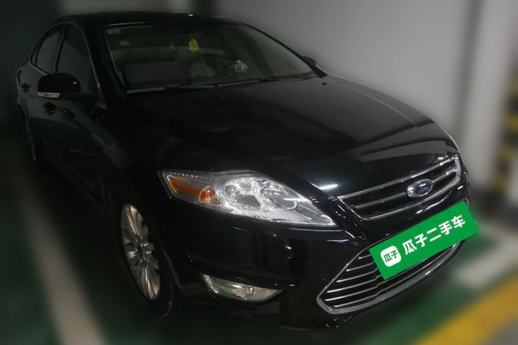 Used Ford Mondeo 2011 2.0L GTDi 200 Fashion Edition Front Right 45 Deg