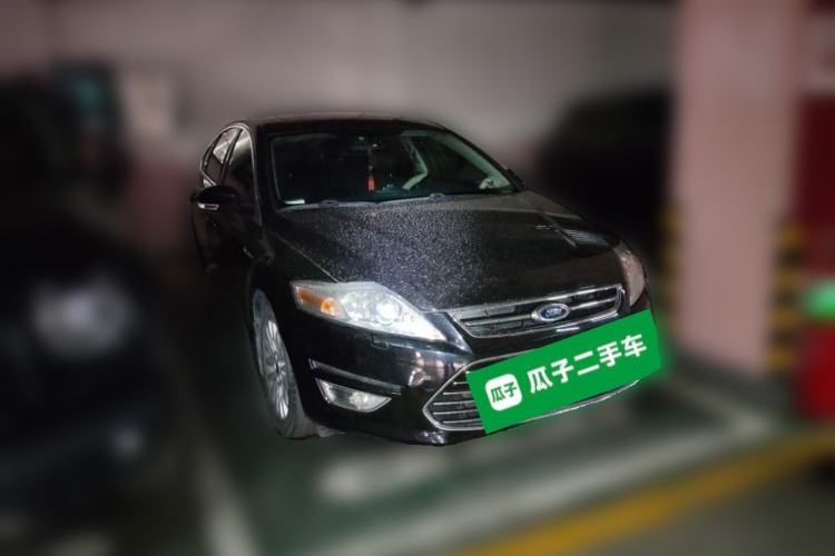 Used Ford Mondeo 2011 2.0L GTDi 200 Luxury Edition Front Right 45 Deg