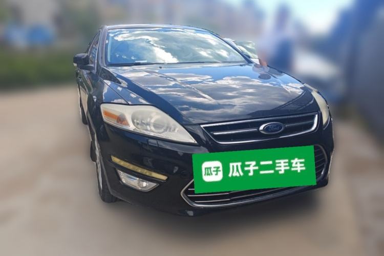 Used Ford Mondeo 2011 2.0L GTDi 200 Luxury Edition Front Right 45 Deg