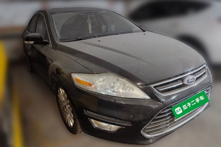 Used Ford Mondeo 2011 2.0L GTDi 200 Luxury Edition Front Right 45 Deg
