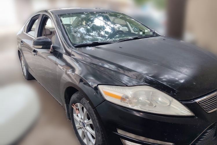 Used Ford Mondeo 2011 2.3L Fashion Edition Front Right 45 Deg