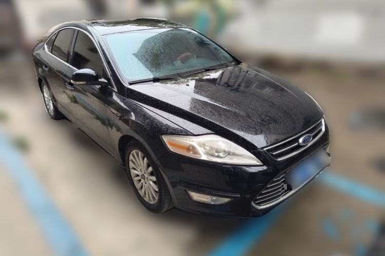 Used Ford Mondeo 2011 2.0L GTDi 200 Luxury Edition Front Right 45 Deg