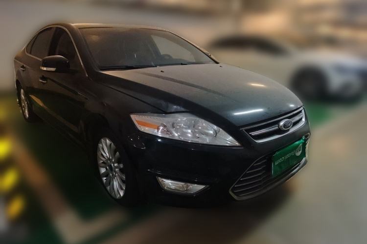 Used Ford Mondeo 2011 2.0L GTDi 200 Fashion Edition Front Right 45 Deg
