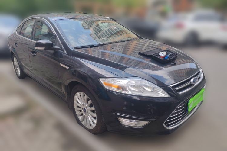 Used Ford Mondeo 2011 2.0L GTDi 200 Fashion Edition Front Right 45 Deg