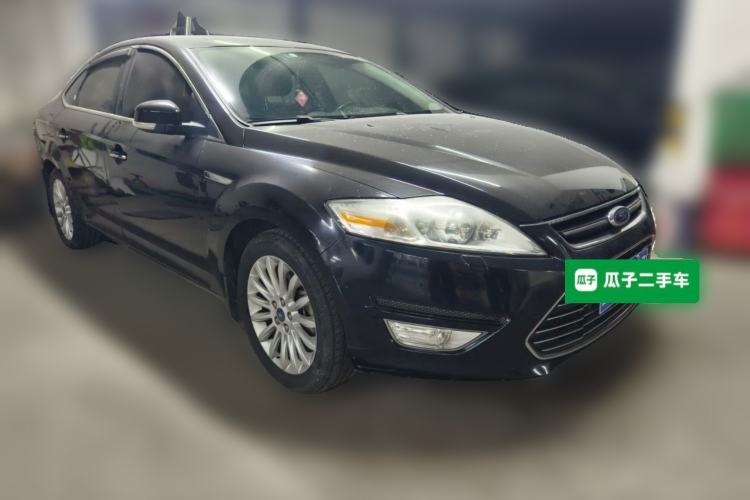 Used Ford Mondeo 2011 2.0L GTDi 200 Luxury Edition Front Right 45 Deg