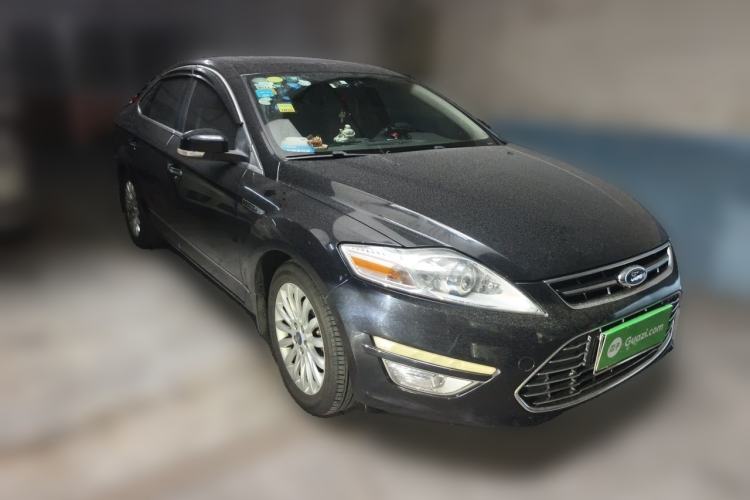 Used Ford Mondeo 2011 2.0L GTDi 200 Fashion Edition Front Right 45 Deg