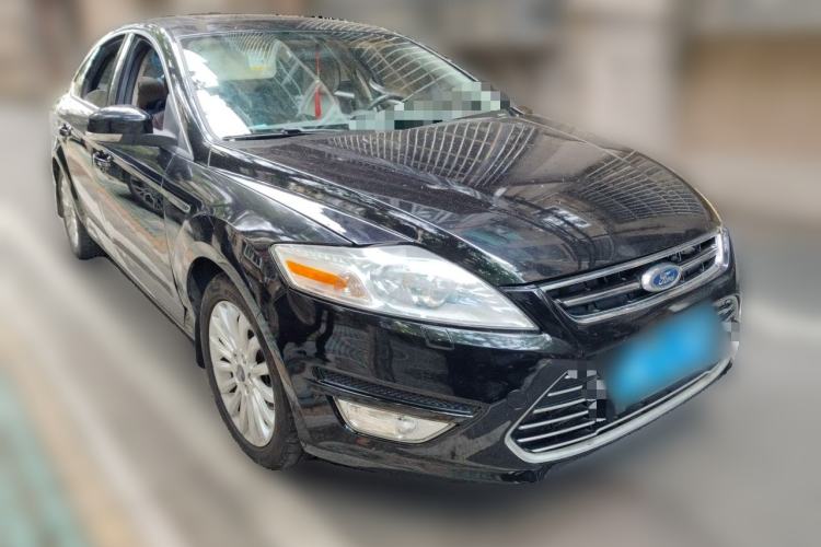 Used Ford Mondeo 2011 2.0L GTDi 200 Luxury Edition Front Right 45 Deg