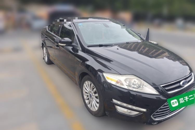 Used Ford Mondeo 2011 2.0L GTDi240 Ultimate Edition Front Right 45 Deg