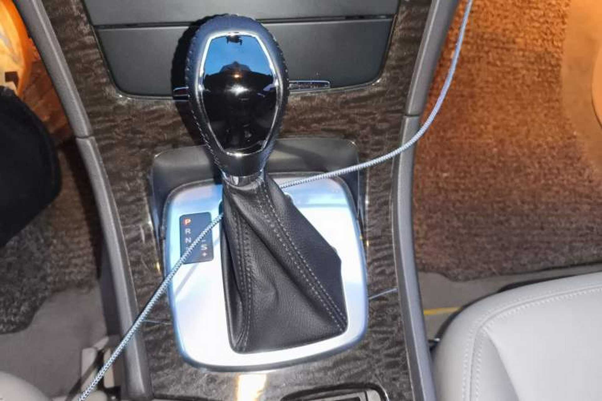 Used Ford Mondeo 2011 2.0L GTDi 200 Fashion Edition Gear Lever
