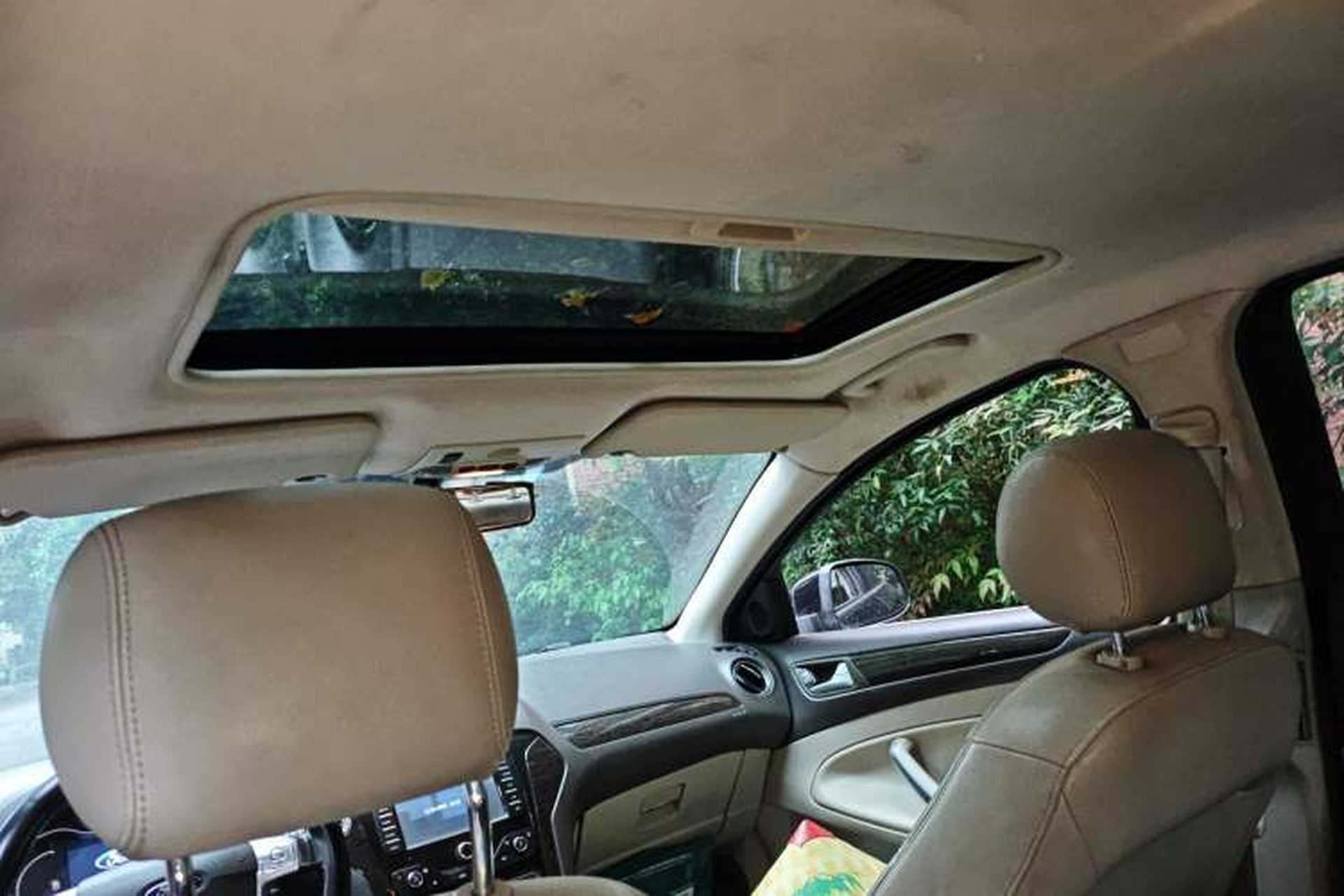 Used Ford Mondeo 2011 2.0L GTDi 200 Luxury Edition Headliner